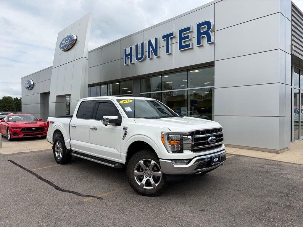 2022 Ford F-150 Lariat — photo 1 of 2