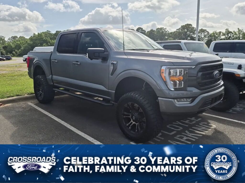 2022 Ford F-150 XLT — photo 1 of 15
