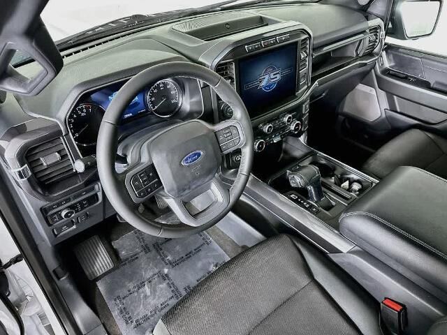 2023 Ford F-150 XLT — photo 1 of 3