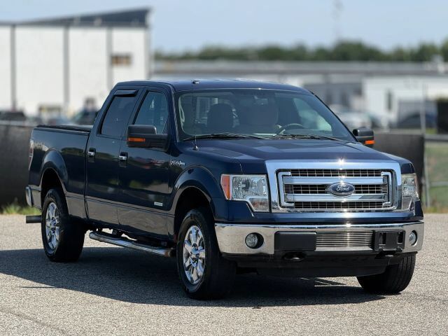 2013 Ford F-150 XLT Pickup 4D 6 1/2 ft