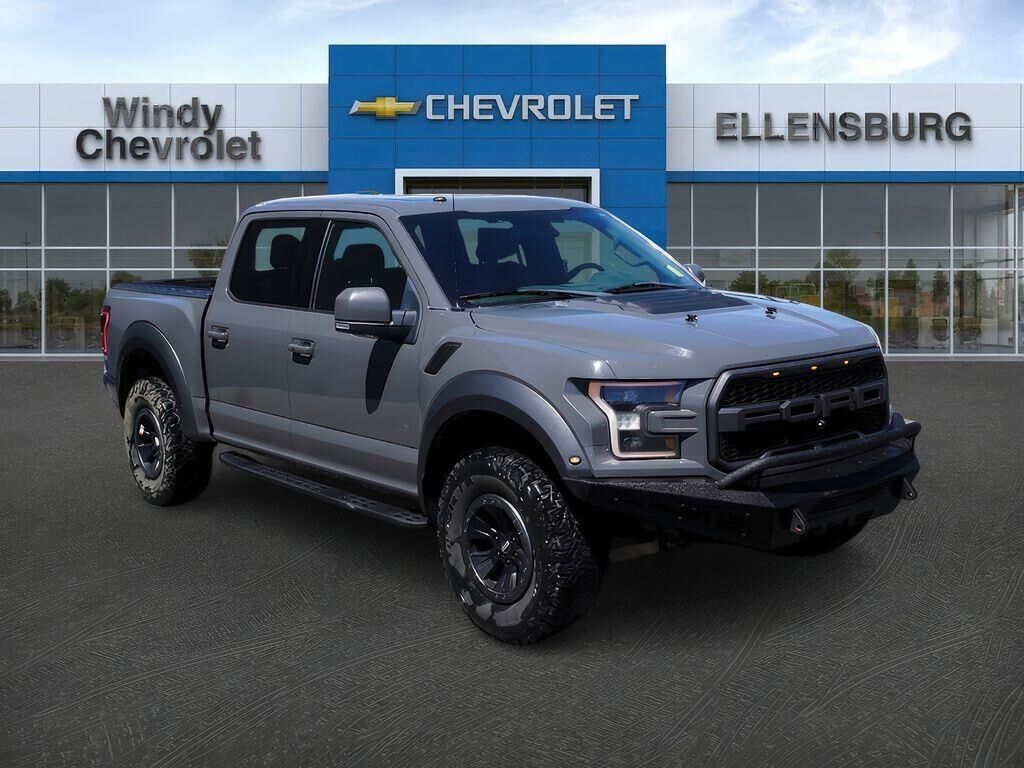 2018 Ford F-150 Raptor — photo 1 of 26