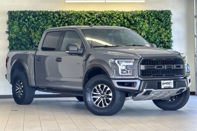 2020 Ford F-150 Raptor