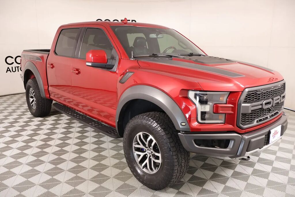 2020 Ford F-150 Raptor — photo 1 of 13