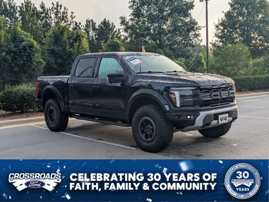 2025 Ford F-150 Raptor — photo 1 of 13