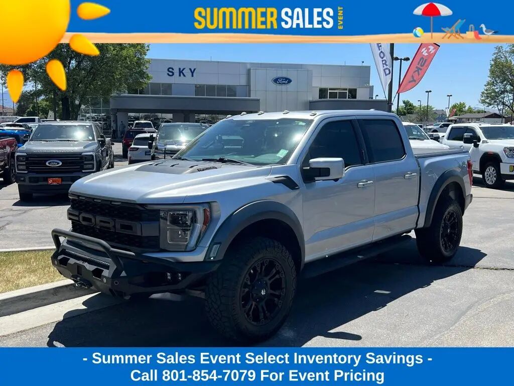2022 Ford F-150 Raptor — photo 1 of 16