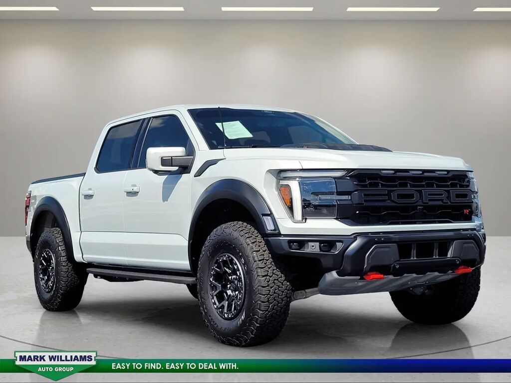 2025 Ford F-150 Raptor — photo 1 of 12