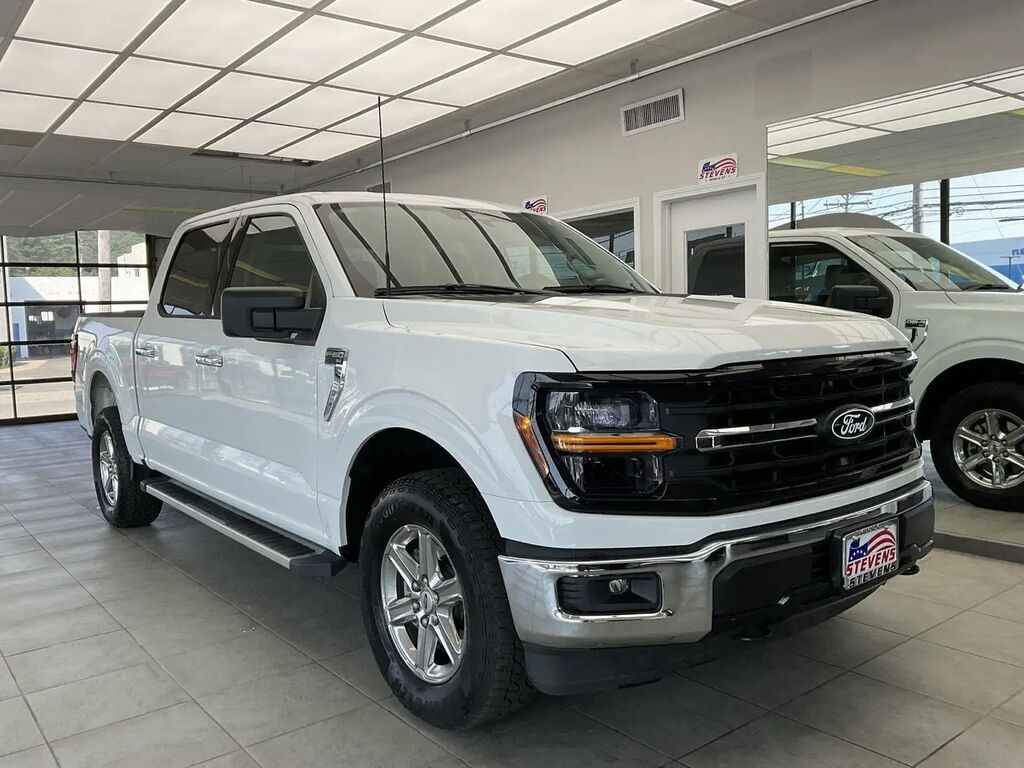 2025 Ford F-150 XLT — photo 1 of 13