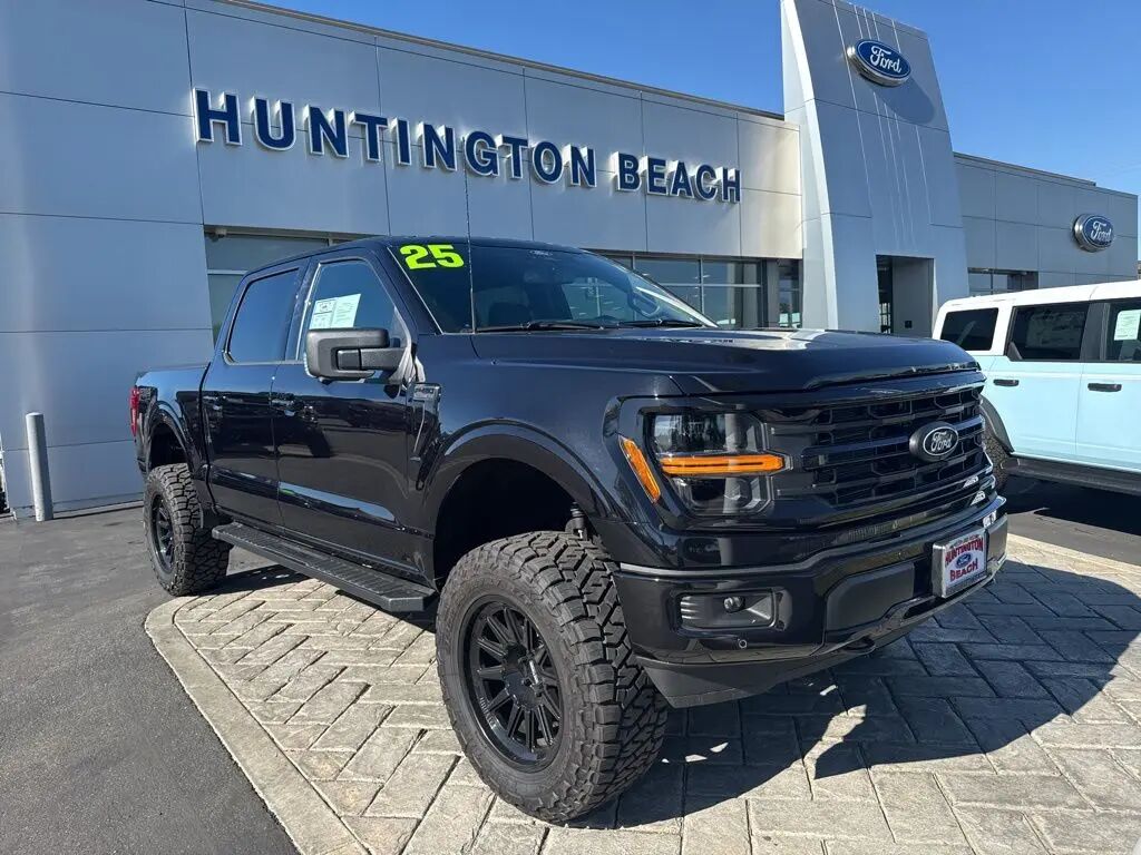 2025 Ford F-150 XLT — photo 1 of 13