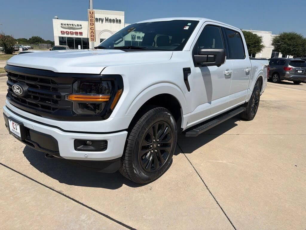 2025 Ford F-150 XLT — photo 1 of 1