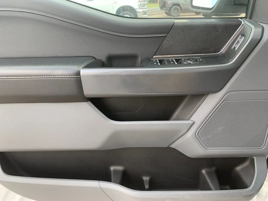 2024 Ford F-150 XLT — photo 1 of 11