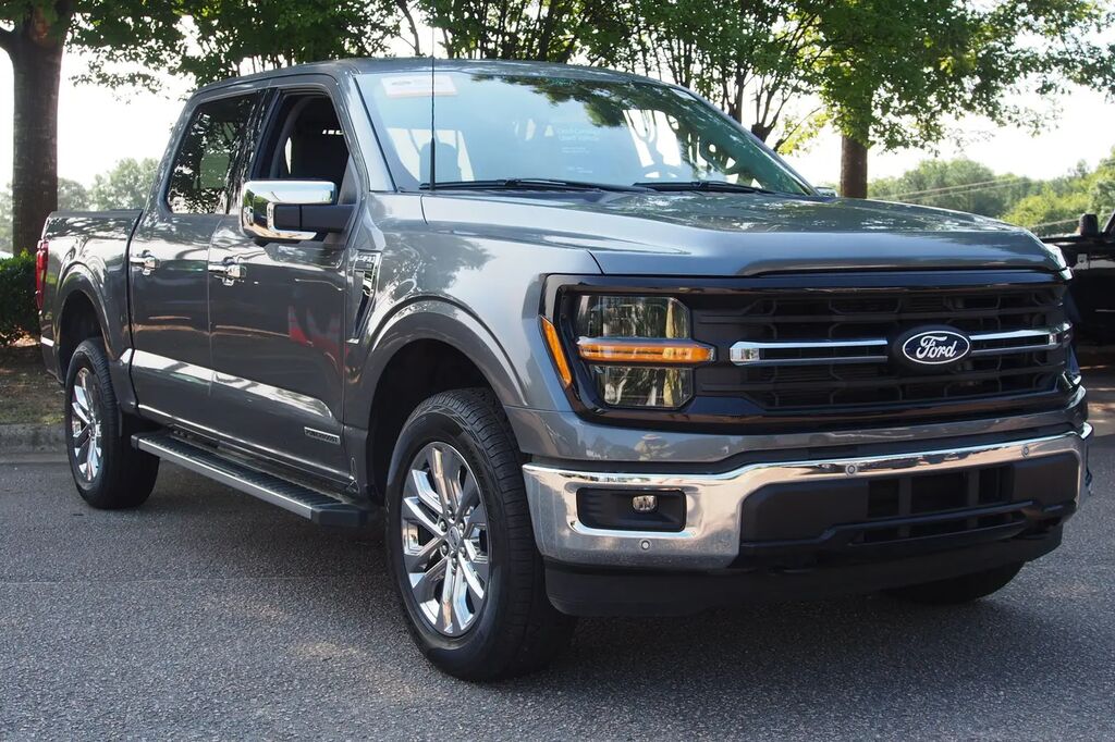 2024 Ford F-150 XLT — photo 1 of 13