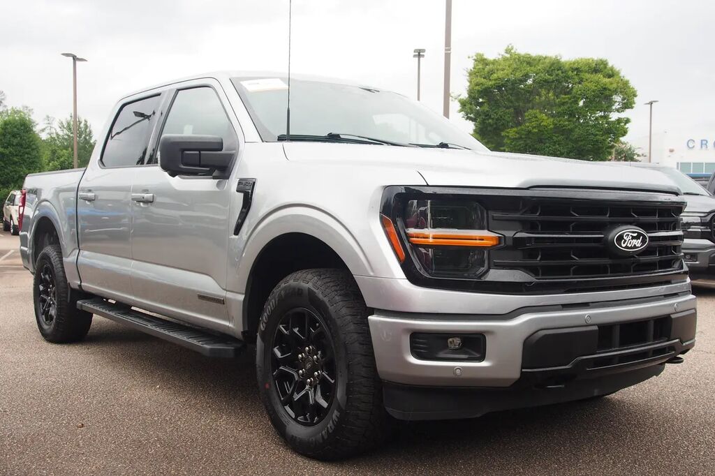 2024 Ford F-150 XLT — photo 1 of 13