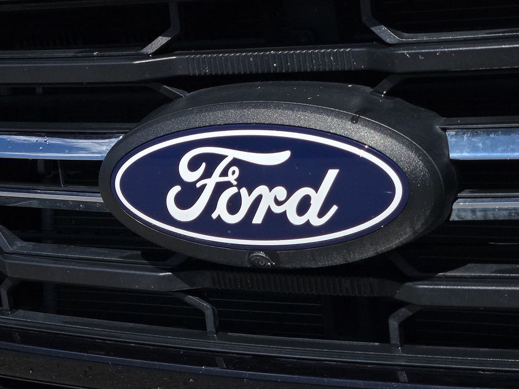 2024 Ford F-150 XLT — photo 1 of 4