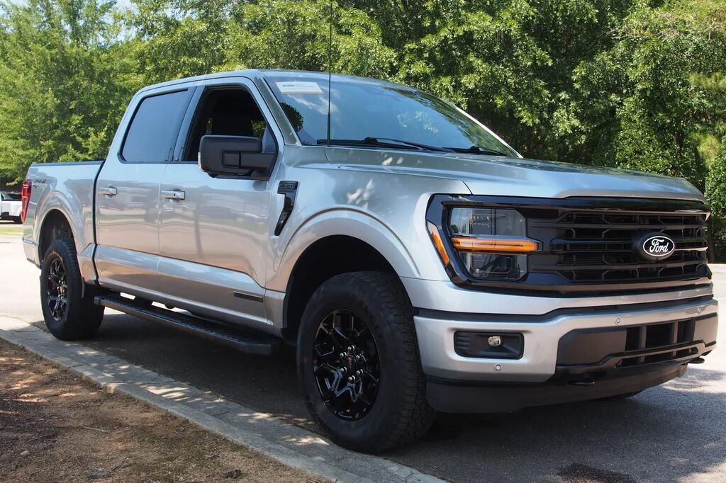 2024 Ford F-150 XLT — photo 1 of 13