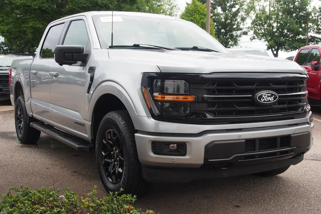 2024 Ford F-150 XLT — photo 1 of 13