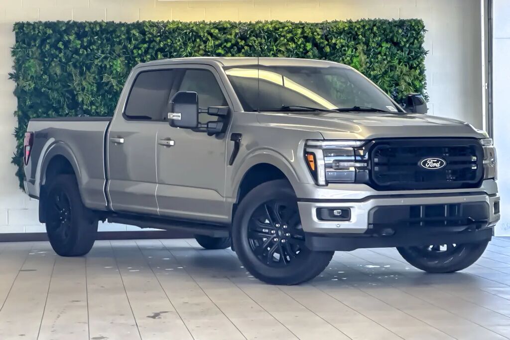 2025 Ford F-150 Lariat — photo 1 of 13