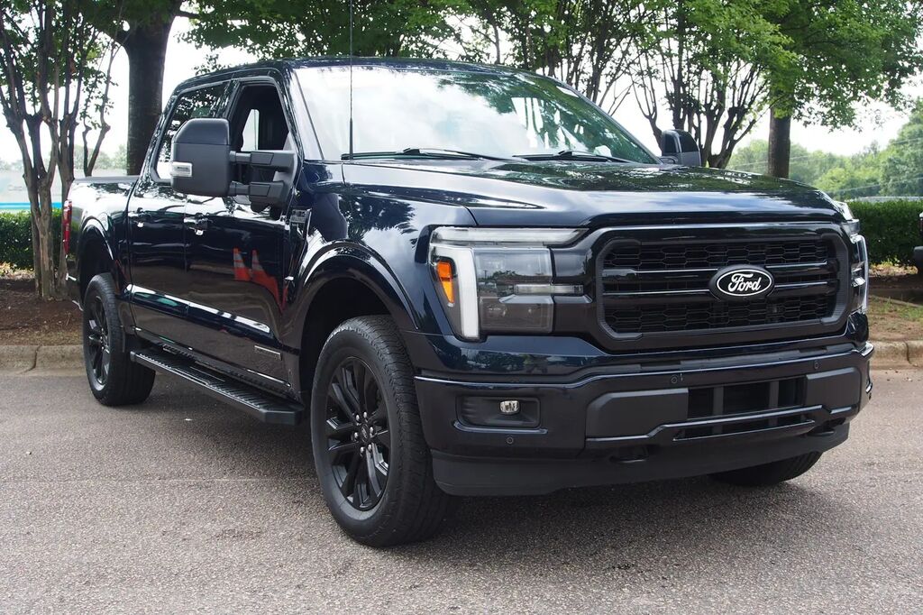 2025 Ford F-150 Lariat — photo 1 of 13