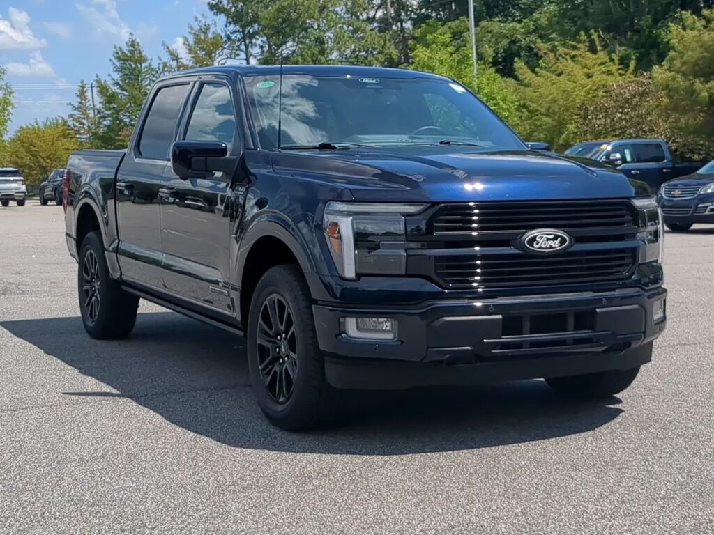 2025 Ford F-150 Platinum — photo 1 of 13