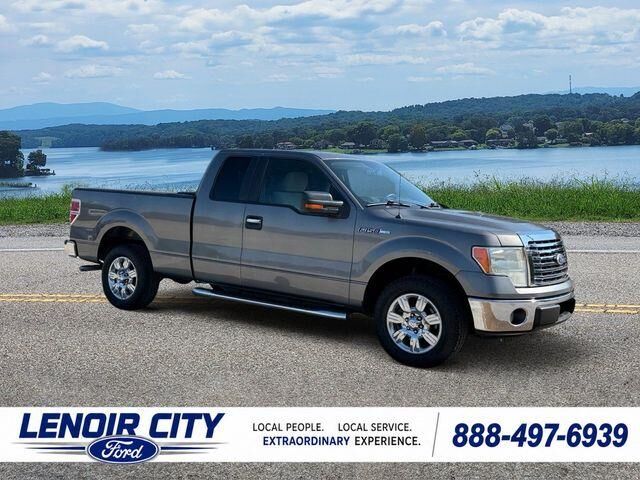 2010 Ford F-150 XLT — photo 1 of 9