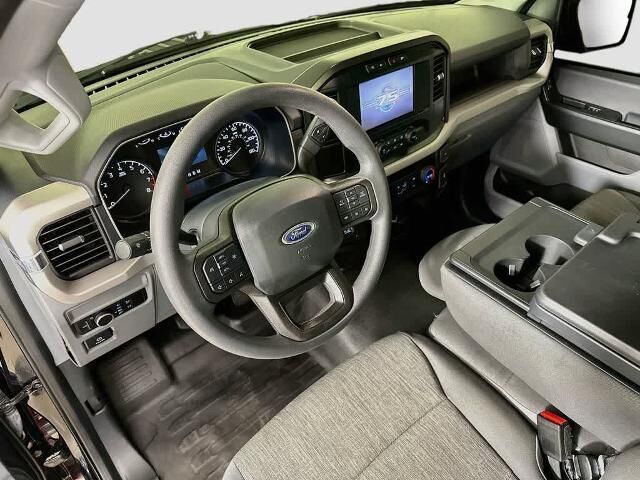 2023 Ford F-150 XL — photo 1 of 3
