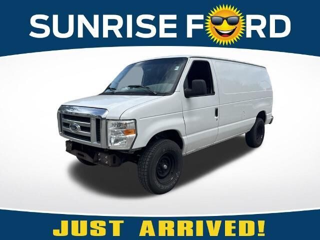2008 Ford E-Series E-250 — photo 1 of 1