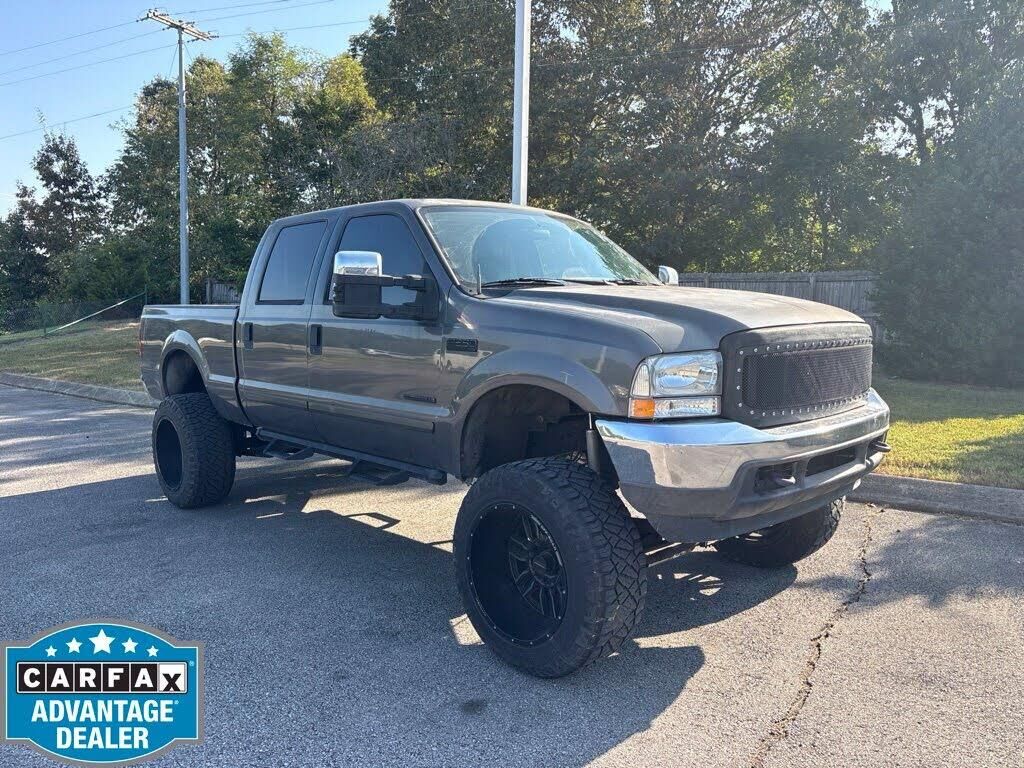 2003 Ford F-250 Super Duty Lariat — photo 1 of 1