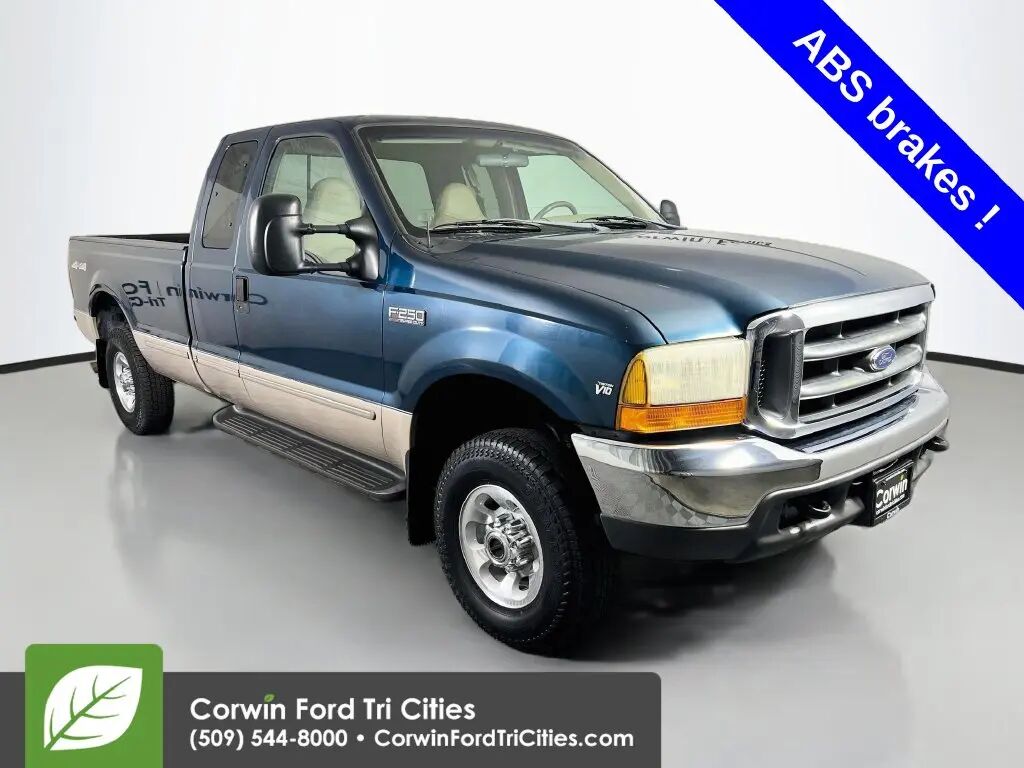 1999 Ford F-250 Super Duty XLT — photo 1 of 13