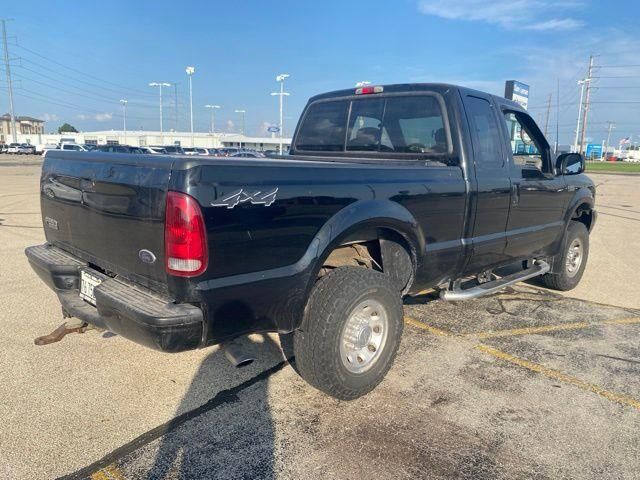 2002 Ford F-250 Super Duty XLT