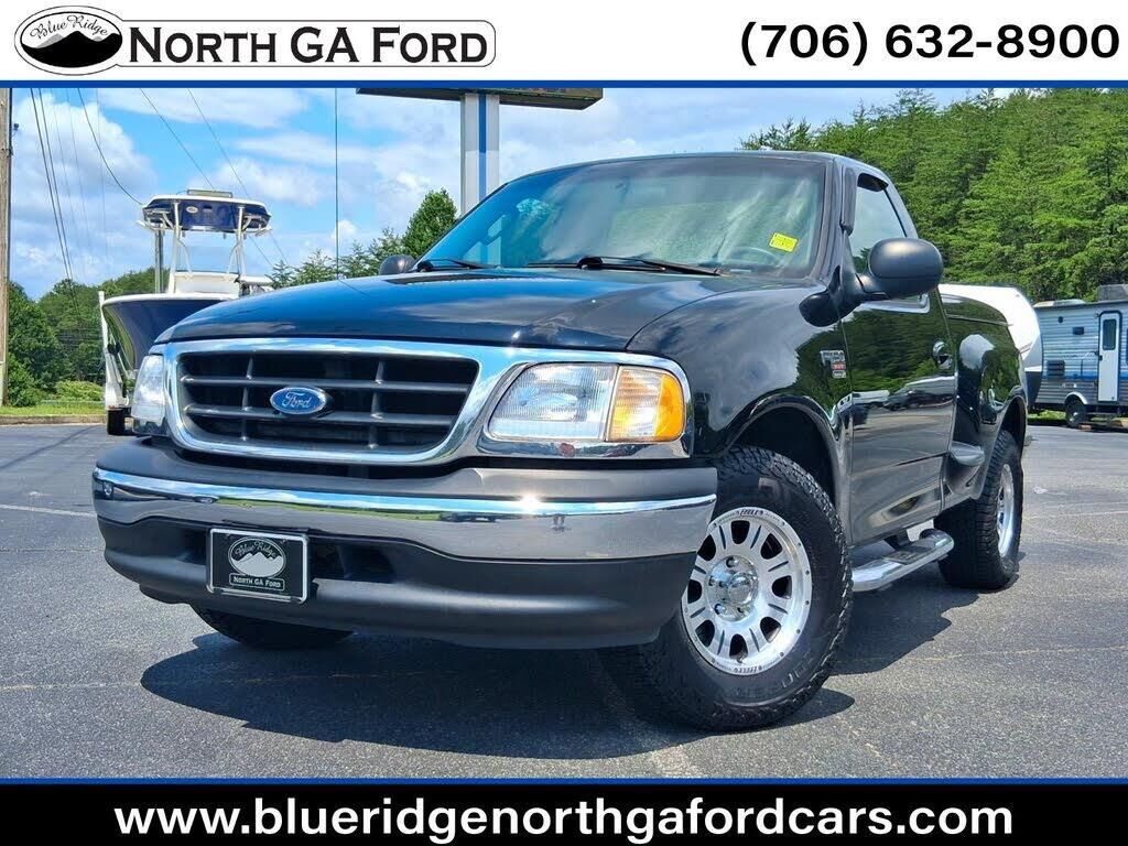 2003 Ford F-150 XL — photo 1 of 1