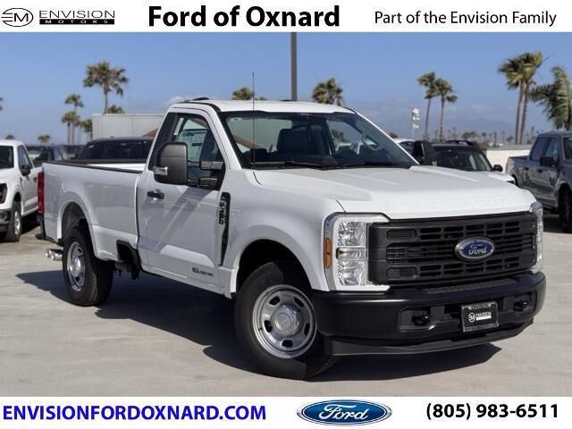 2025 Ford F-350 Super Duty XL
