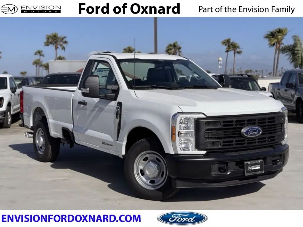 2025 Ford F-350 Super Duty XL — photo 1 of 13