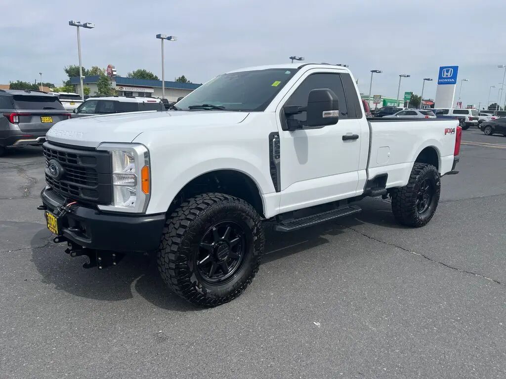 2023 Ford F-350 Super Duty XL — photo 1 of 13