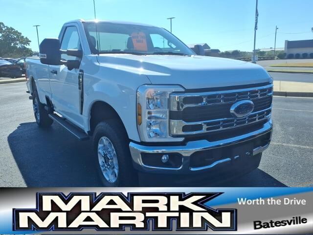 2026 Ford F-350 Super Duty XLT