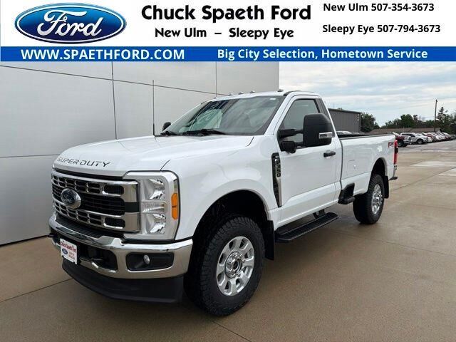2023 Ford F-350 Super Duty XLT