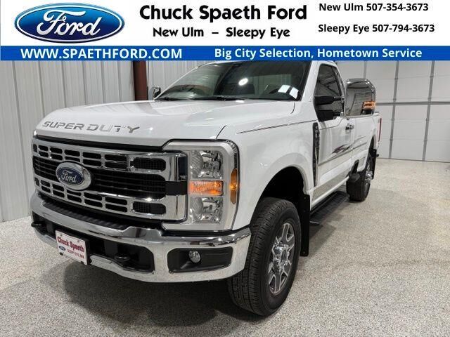 2025 Ford F-350 Super Duty XLT