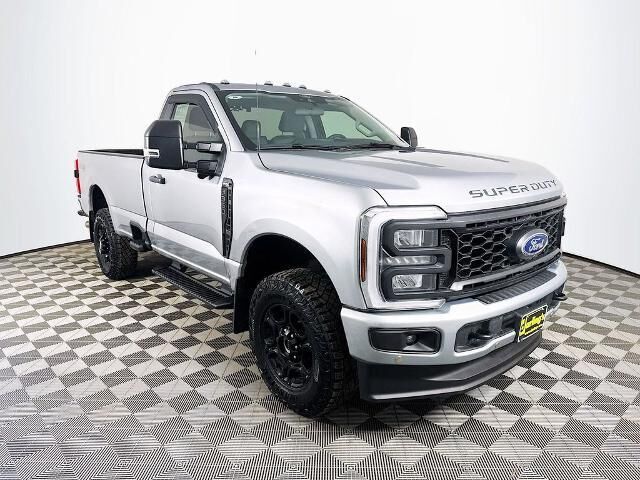 2024 Ford F-350 Super Duty XL — photo 1 of 13