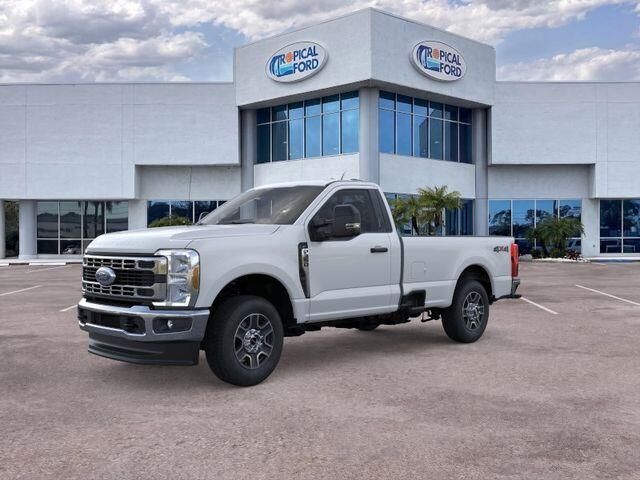 2025 Ford F-350 Super Duty XLT