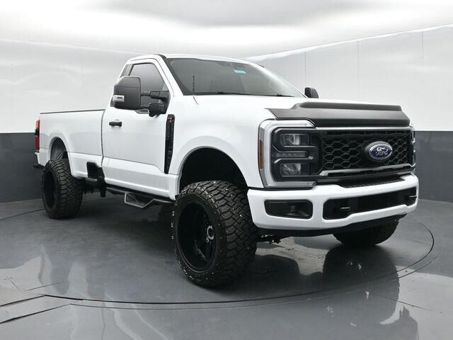 2025 Ford F-350 Super Duty XL