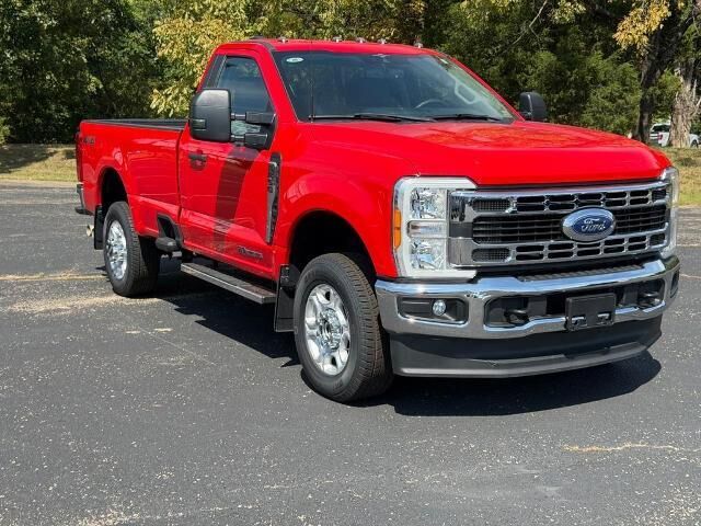 2023 Ford F-350 Super Duty XLT