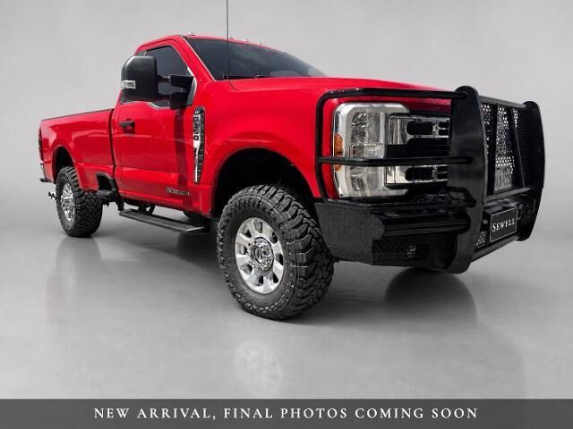 2023 Ford F-350 Super Duty XLT