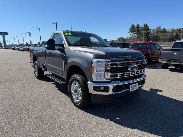 2026 Ford F-350 Super Duty XLT