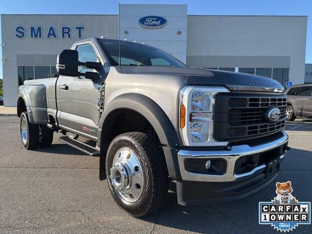 2025 Ford F-450 Super Duty XL