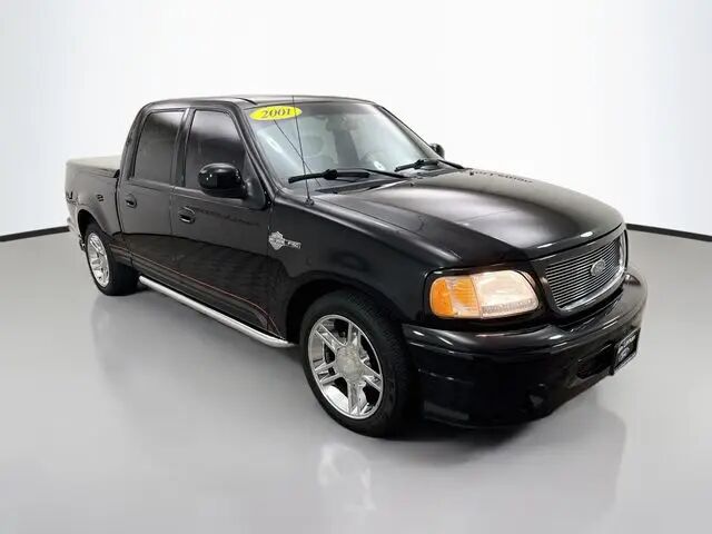 2001 Ford F-150 Harley-Davidson — photo 1 of 13