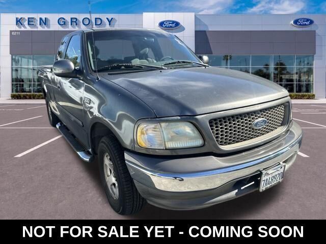 2002 Ford F-150 XLT