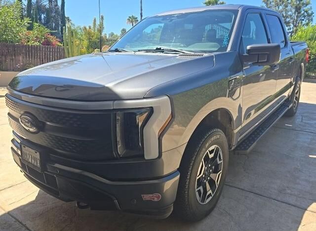 2023 Ford F-150 Lightning XLT