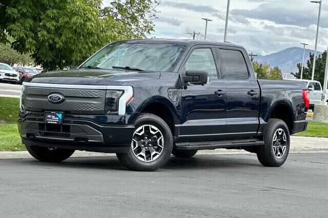 2023 Ford F-150 Lightning XLT