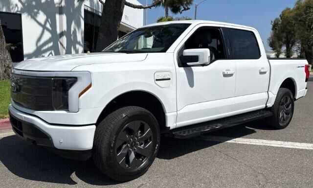 2023 Ford F-150 Lightning XLT