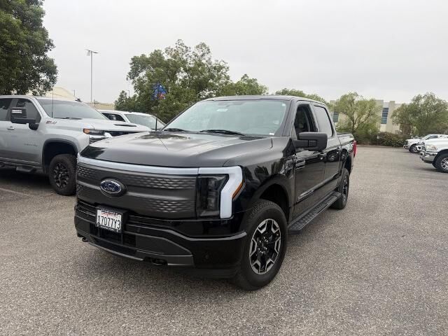2023 Ford F-150 Lightning XLT