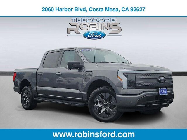 2023 Ford F-150 Lightning XLT