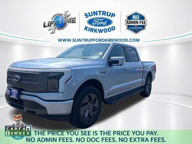 2022 Ford F-150 Lightning Lariat